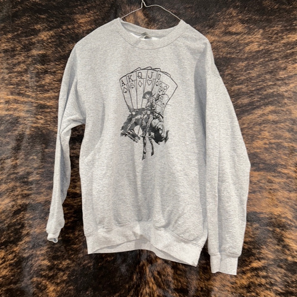 Sweatshirt